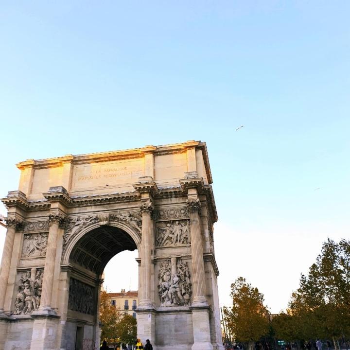 Jolie Charmant T3 Refait A Neuf A マルセイユ エクステリア 写真